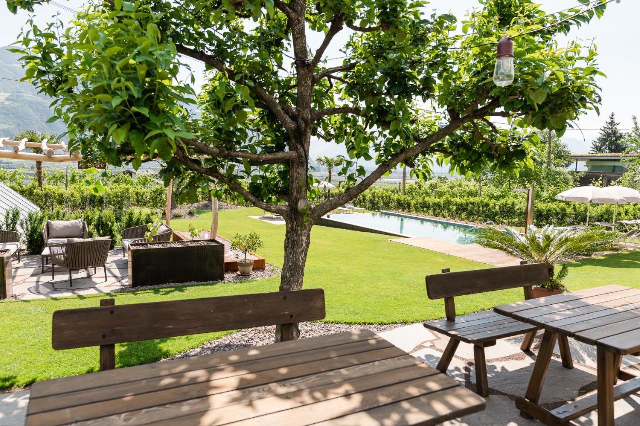 Hotel Garni Sonngart Andrian Exterior photo